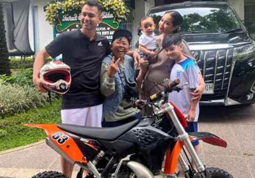 3 Artis yang Pernah Ditolong Raffi Ahmad, Nomor 2 Dibelikan Mobil