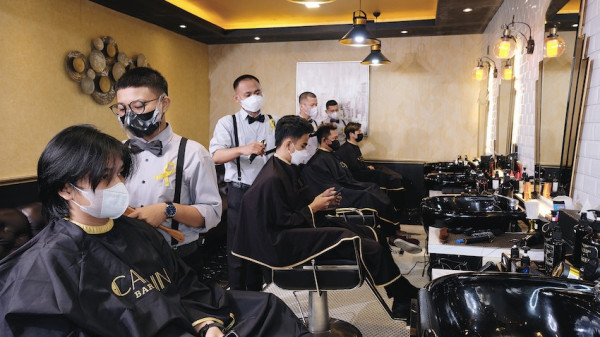 Support Pejuang Kanker, Captain Barbershop Gratiskan Customer yang Mau Botak di Campaign #CaptainCancerCare