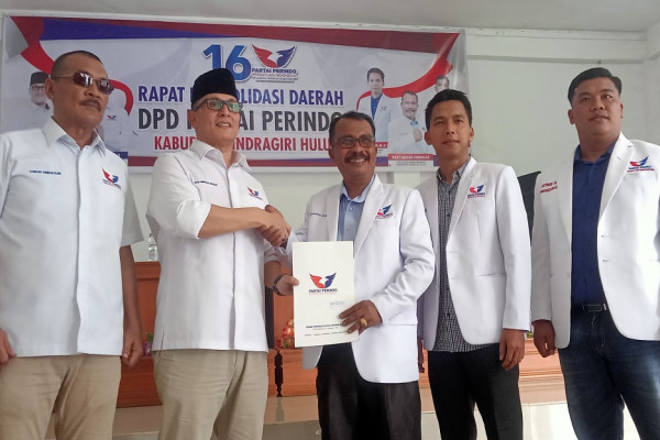 Terima SK Kepengurusan, Perindo Indragiri Hulu Langsung Tancap Gas
