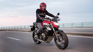 Rekomendasi Motor 600 Cc yang Bikin Jantung Nyaris Terbang