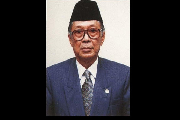 5 Pangkostrad Pertama Sepanjang Sejarah, Nomor 1 Jenderal Bintang Lima