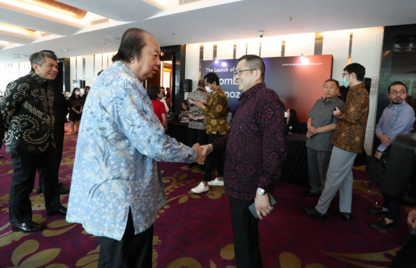 Intip Kebersamaan Hary Tanoesoedibjo Bersama Dato Sri Tahir di Peluncuran Bloomberg Technoz