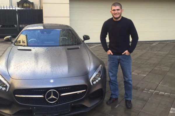 Intip 5 Koleksi Mobil Khabib Nurmagomedov, Nomor 1 Kendaraan Sejuta Umat Warga Rusia