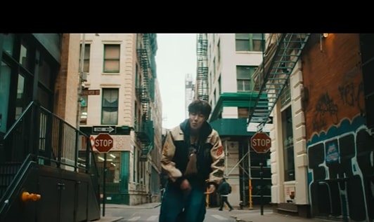 9 Hal dari Lagu dan Video 'On The Street' J-Hope BTS dan J Cole yang Mungkin Terlewat Olehmu