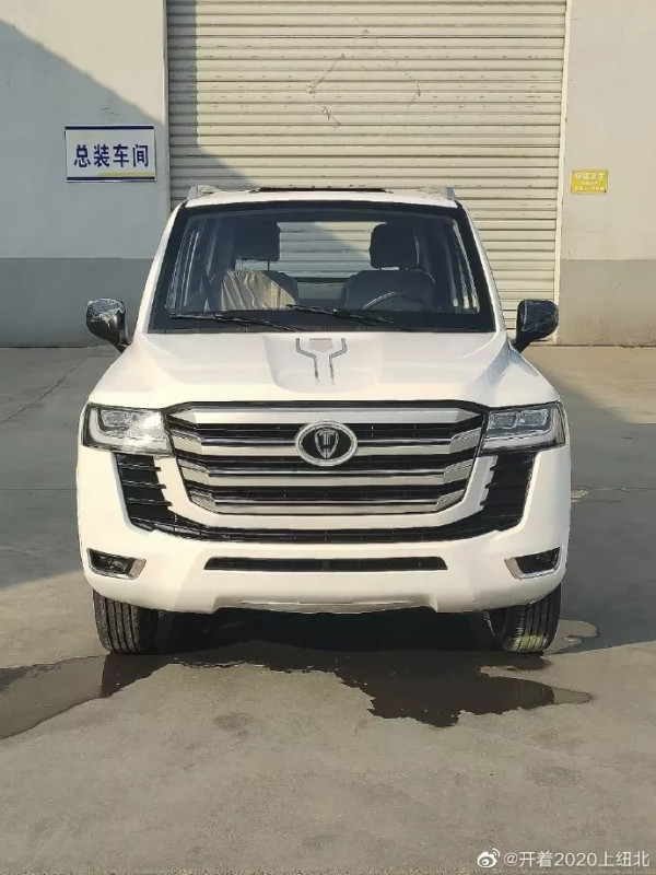 China Sukses Jiplak Toyota Land Cruiser dalam Ukuran Mini