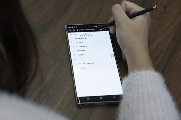 5 Fitur Rahasia di HP Samsung yang Memudahkan Kegiatan Ngonten