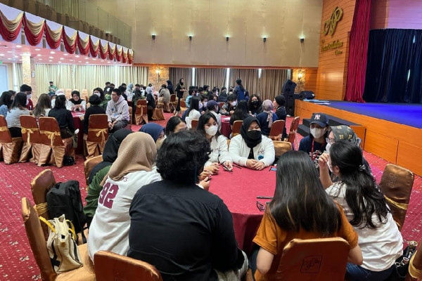 Belajar Anti Hoaks, Ratusan Mahasiswa Ikuti Sekolah Kebangsaan di LSPR Institute