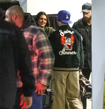 Kendall Jenner dan Bad Bunny Kepergok Makan Malam Bareng, Rumor Kencan Makin Kuat