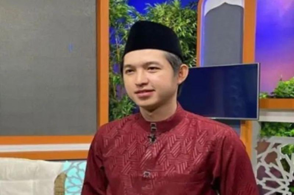 3 Ustaz Keturunan Tionghoa, Nomor 2 Tengah Viral di Media Sosial