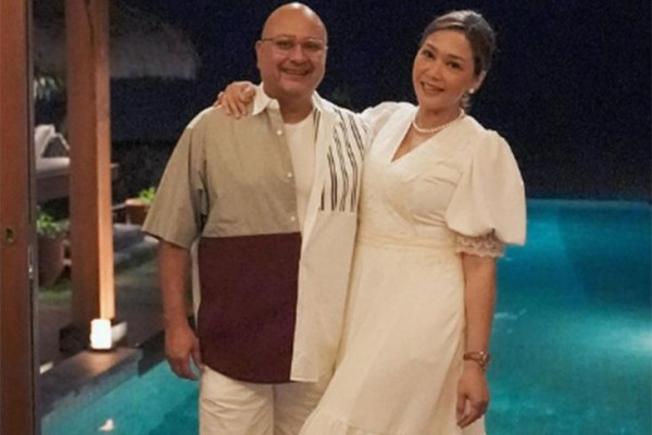 4 Artis Indonesia yang Menikah di Luar Negeri, Nomor 3 Berlangsung Eksklusif