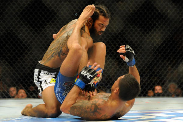 10 Pertarungan Kontroversial di UFC, Nomor 4 Pakai Teknik Bela Diri Terlarang Sanda