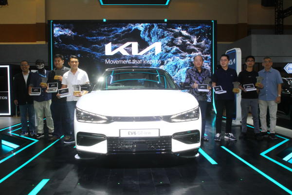 Penantian 6 Bulan, Mobil Listrik KIA EV6 Akhirnya Sampai ke Konsumen