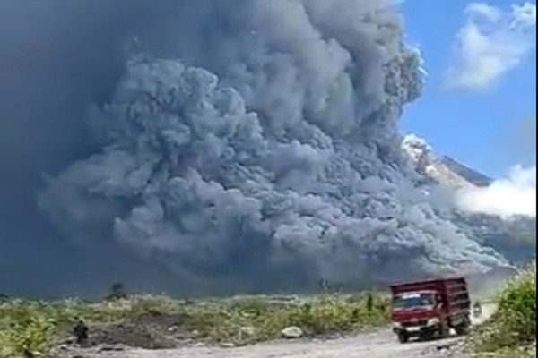 Gunung Merapi Erupsi, Objek Wisata di Kawaran Rawan Bencana Tutup Total