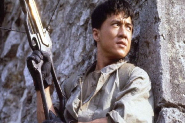 Lakukan Adegan Berbahaya di Film, 10 Aktor Ini Nyaris Tewas