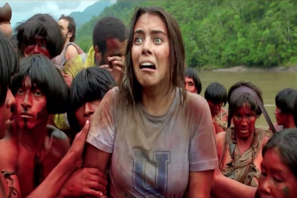 Lakukan Adegan Berbahaya di Film, 10 Aktor Ini Nyaris Tewas