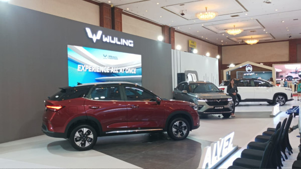 Wuling Alvez Jadi Primadona SUV di JAW 2023, Ini Penyebabnya