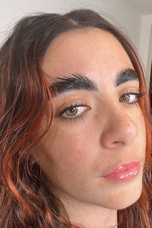 Bagaimana Rasanya Tak Cukur Bulu Tubuh Setahun? Begini Pengalaman Selebgram Cantik Martina Diaz