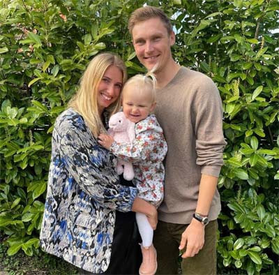 6 Potret Vega Rohde Axelsen, Anak Viktor Axelsen yang Menggemaskan
