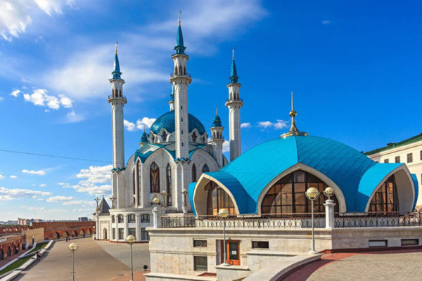 7 Masjid di Rusia dengan Arsitektur Indah, Salah Satunya Punya Al Quran Raksasa
