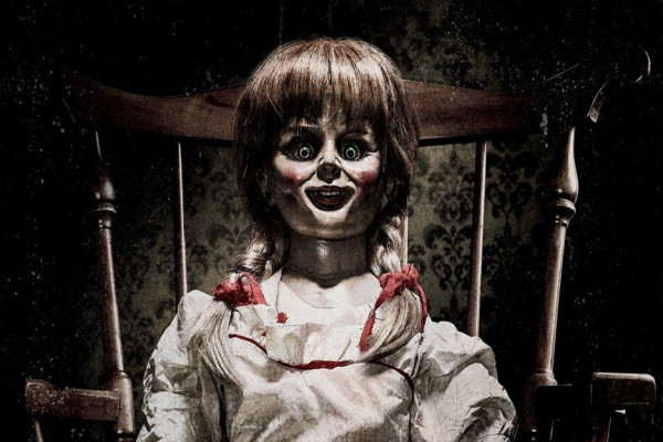 7 Film Horor dengan Boneka Setan Paling Mencekam, Berani Nonton?