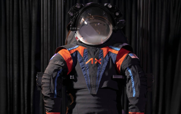 Warna Hitam dan Bikin Astronot Nyaman, Ini Desain Baju Luar Angkasa Baru NASA