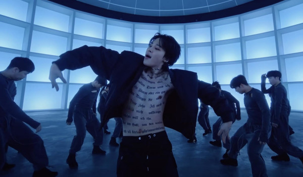 Mengapa Jimin BTS Pakai Banyak Autotune dalam Set Me Free Pt.2? Ini Teorinya