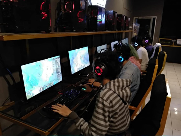 4 Warnet Oke untuk War Ticket Konser, dari Jakarta hingga Malang