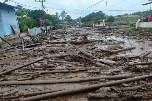 Ngeri! Begini Penampakan Desa Klabat Luluh Lantak Diterjang Banjir Bandang