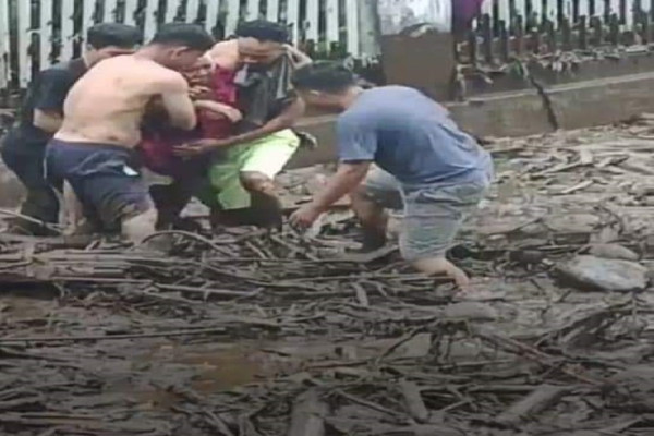 Ngeri! Begini Penampakan Desa Klabat Luluh Lantak Diterjang Banjir Bandang