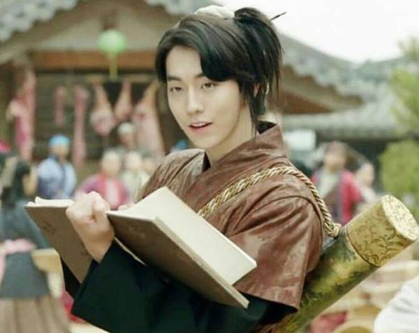 7 Drama Korea dari Nam Joo-Hyuk untuk Obat Kangen selama Wamil