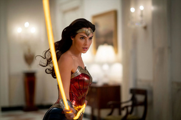12 Film DCEU dari yang Paling Boncos sampai Tercuan Sejauh Ini