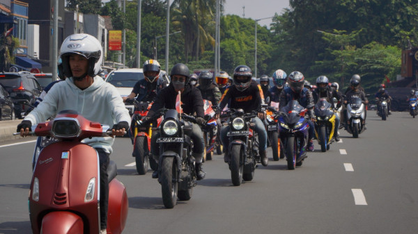 Patahkan Mitos, ENEOS Otorun 2023 Sukses Jalin Komunikasi Komunitas Motor dan Mobil