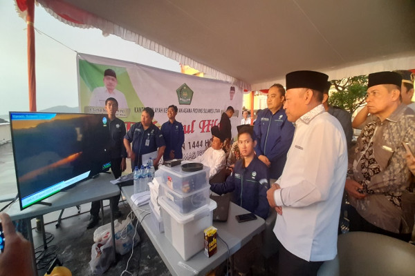Tertutup Mendung, Hilal Tak Terlihat di Manado