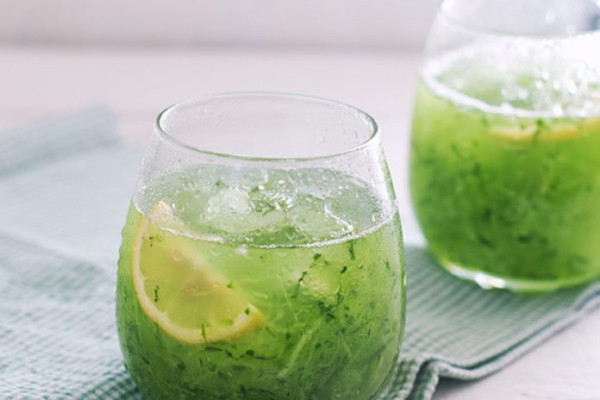 7 Jenis Es Tradisional Khas Indonesia yang Kerap Dijadikan Menu Takjil, Nomor 6 Renyah saat Digigit
