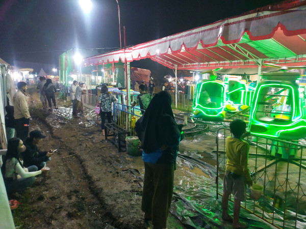 Warna Warni Pasar Malam Ramadan di Bogor, Hiburan Murah yang Bikin Rakyat Semringah