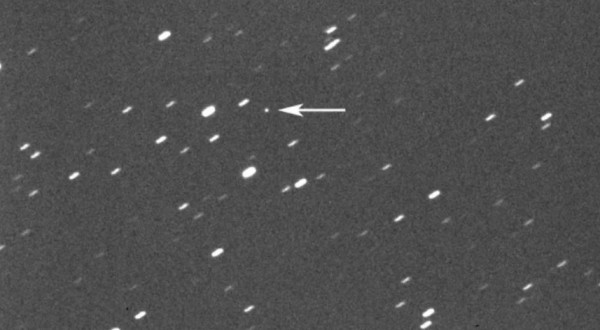 Bikin Tegang, Asteroid Raksasa 2023 DZ2 Melintas di Antara Bumi dan Bulan