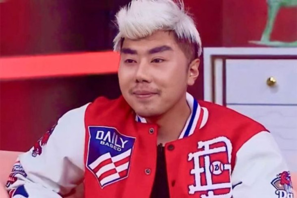 4 Artis Indonesia yang Punya Orangtua Angkat, Nomor 3 Berjasa Banget