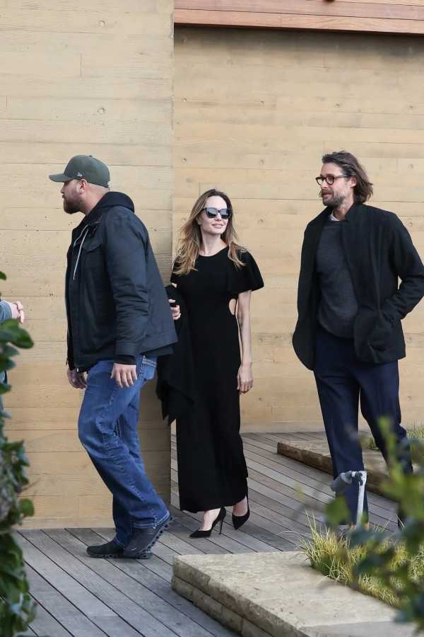 Profil Konglomerat David Mayer de Rothschild yang Kepergok Makan Bersama Angelina Jolie