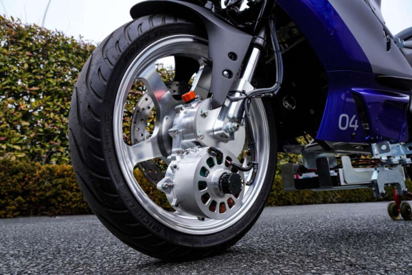 Bisa Jalan Sendiri, Yamaha Buat Motor Sport yang Tidak Bisa Jatuh