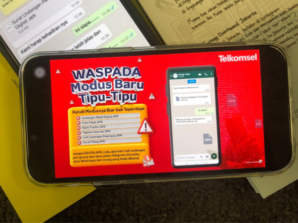 Hati-hati Modus Kejahatan Permintaan Unduh File APK Fiktif Telkomsel