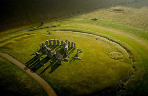 Stonehenge untuk Mengenang Kematian Leluhur, Bukan Kalender Astronomi Kuno