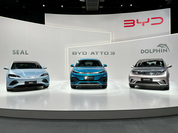 Laris Jualan Mobil Listrik, Perusahaan Mobil China Ini Mulai Kalahkan Tesla