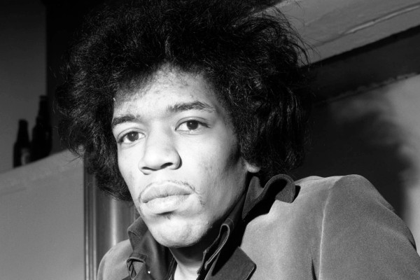 7 Artis Hollywood yang Meninggal karena Kecanduan Alkohol, Amy Winehouse hingga Jimi Hendrix