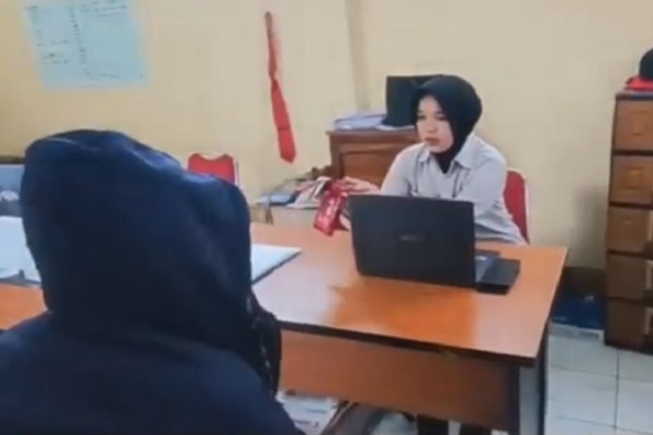 Nekat Jual Kenikmatan Ranjang saat Ramadan, Muncikari dan PSK Online Diringkus Polisi