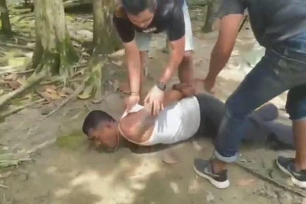 3 Perampok Bersenpi di Cilacap Dibawa ke Polda Jateng