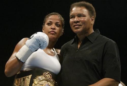 5 Petinju Dunia Bergelar Sarjana, Nomor 1 Putri Muhammad Ali yang Super Cerdas