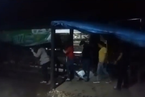 Gerebek Pesta Miras saat Ramadan, Polres Maros Tangkap 10 Wanita Berpakaian Seksi