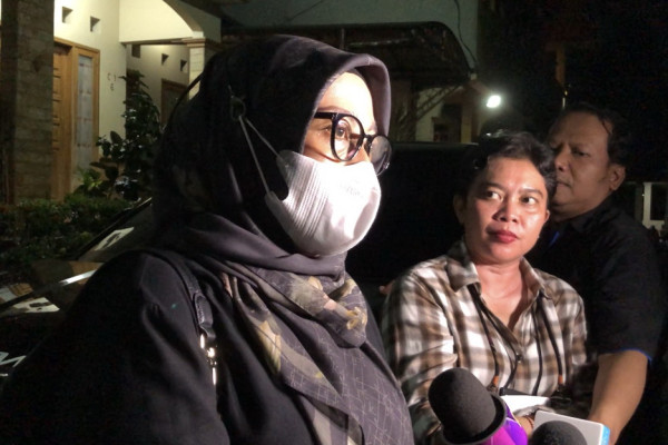 Manajer Sebut Ayah Asmirandah Meninggal Dunia di Rumah Sakit