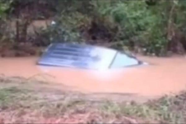 Kecelakaan Maut di Jalan Trans Papua Merauke, Minibus Masuk Sungai 5 Tewas
