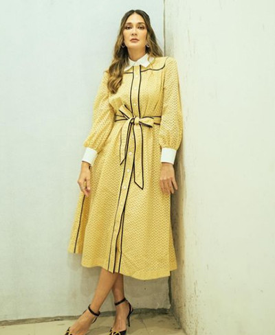 5 Ide Outfit Idul Fitri ala Luna Maya, dari Motif Cerah hingga Elegan
